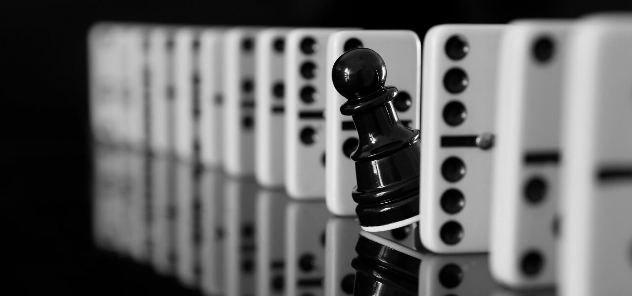 difference between broker and prop firm